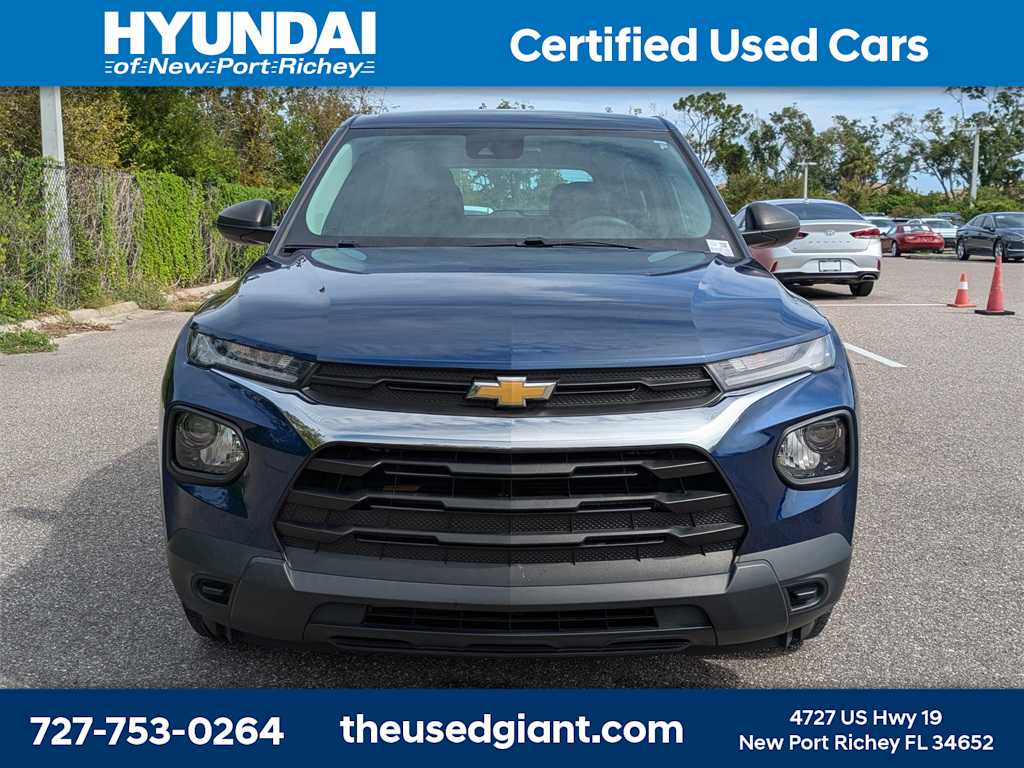 Thumbnail: 2023 Chevrolet TrailBlazer - 8