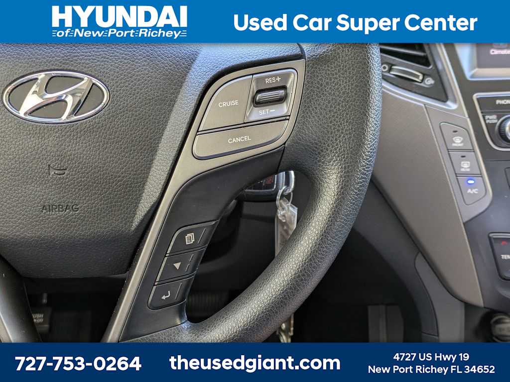Thumbnail: 2018 Hyundai Santa Fe - 31
