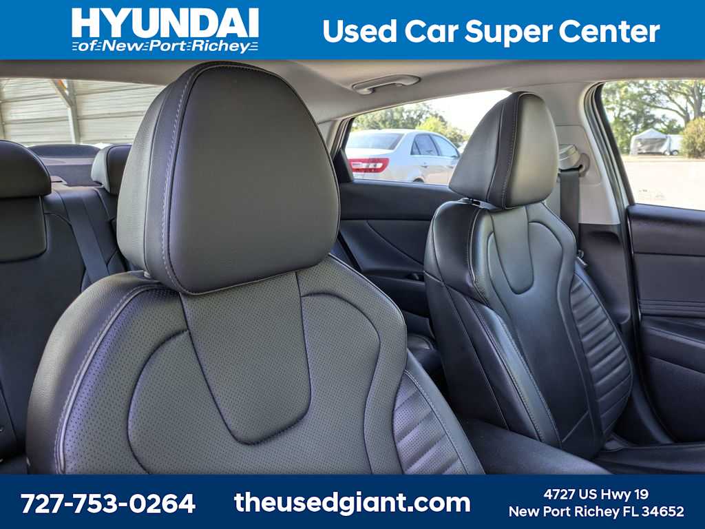 Thumbnail: 2024 Hyundai Elantra - 6