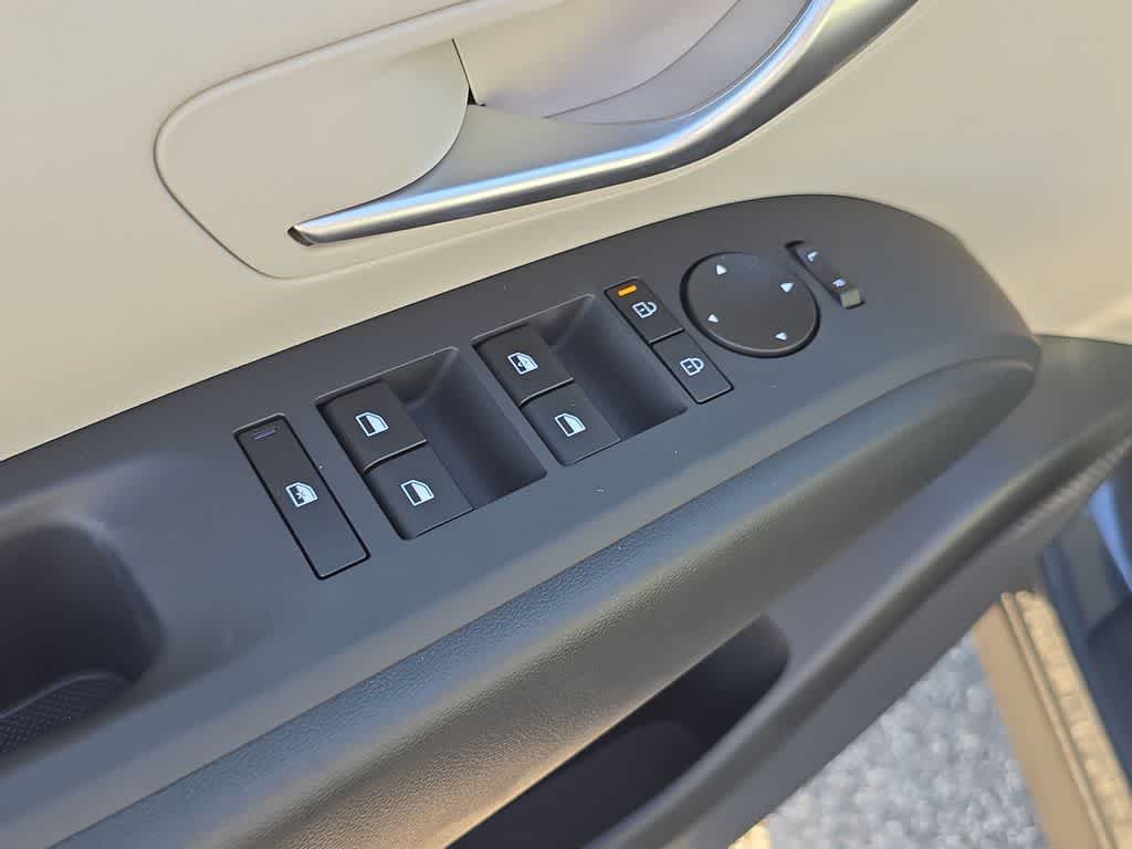 Thumbnail: 2026 Hyundai Tucson - 17