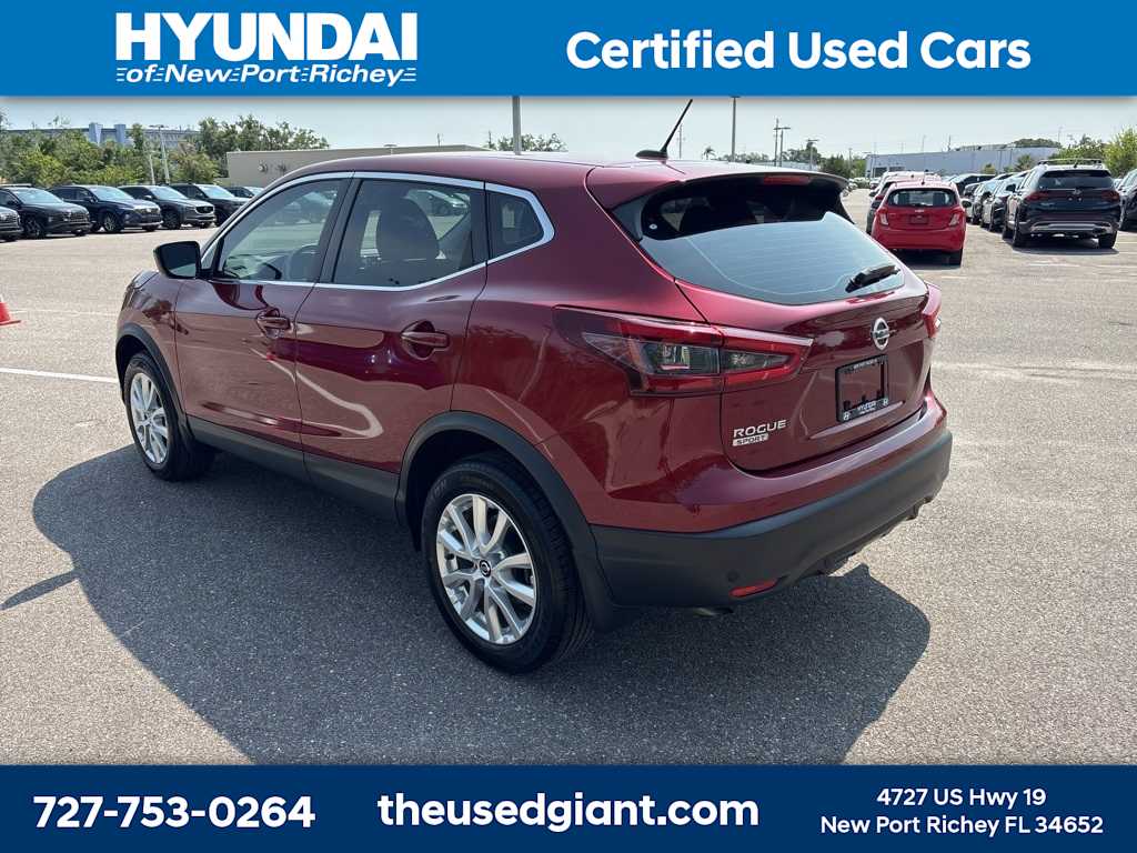 2021 Nissan Rogue Sport S 3
