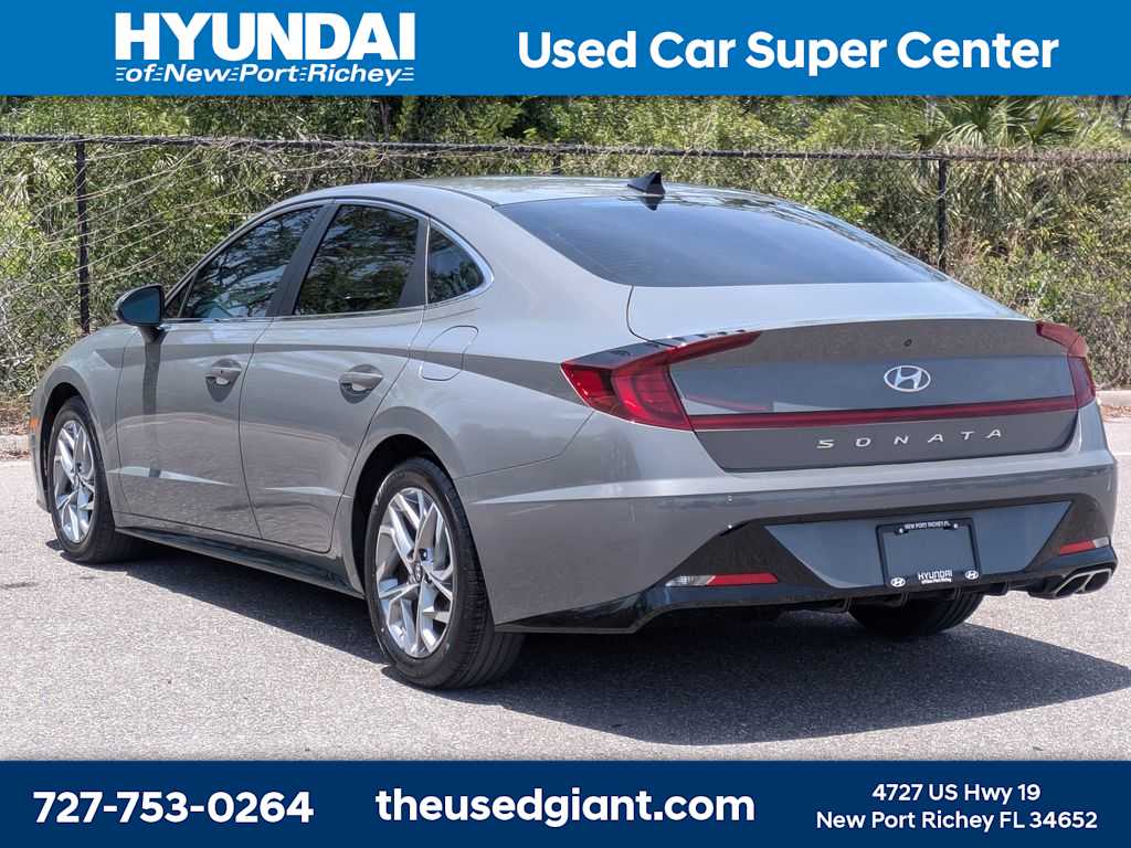 Thumbnail: 2023 Hyundai Sonata - 3
