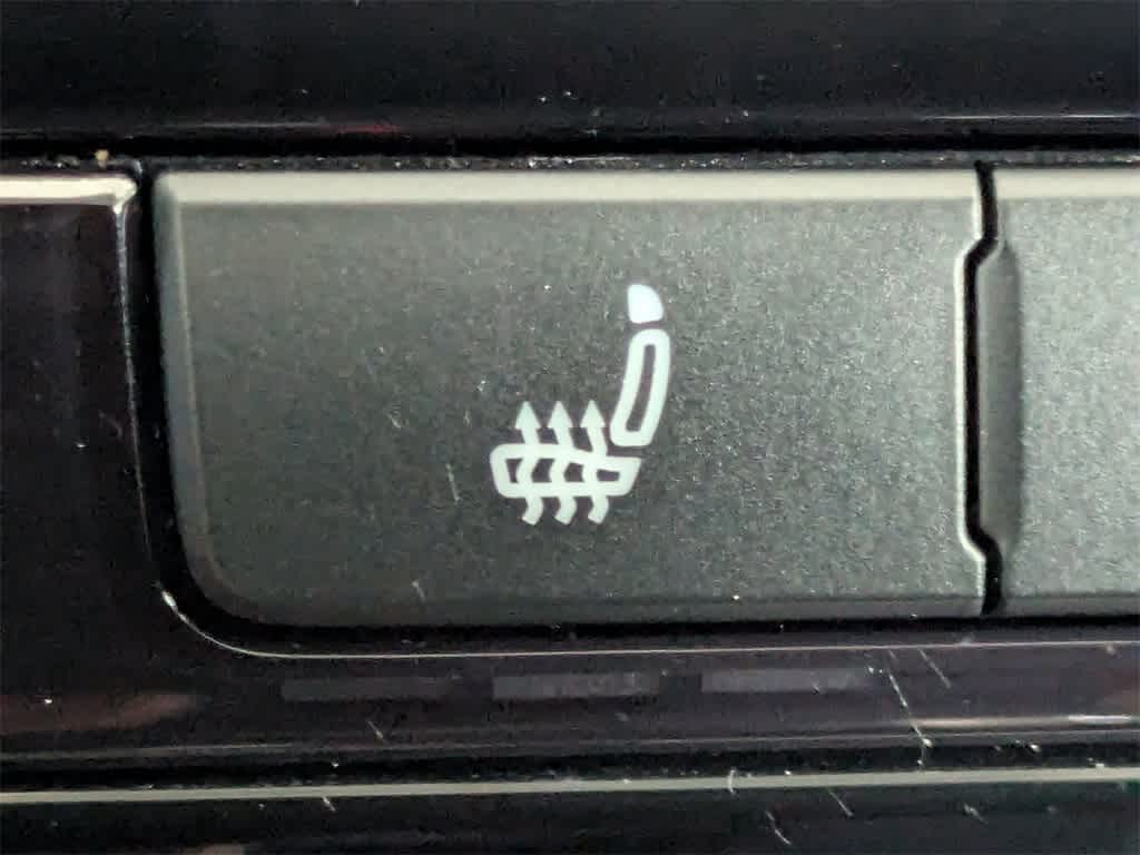 Thumbnail: 2020 Volkswagen Passat - 24