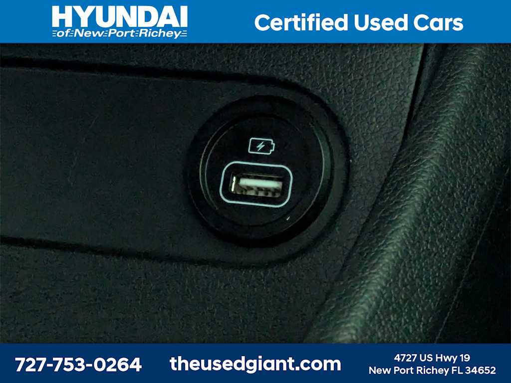 Thumbnail: 2023 Hyundai Santa Fe - 30