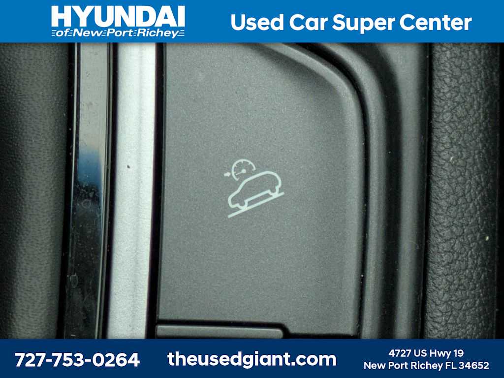 Thumbnail: 2021 Hyundai Kona - 23