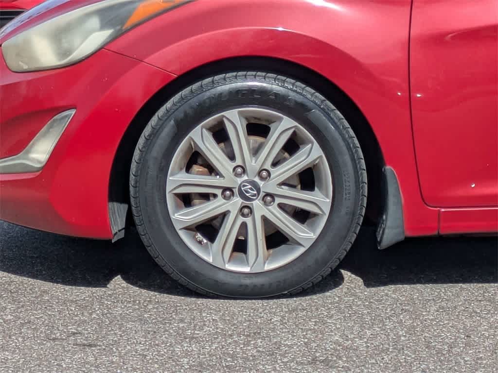 Thumbnail: 2014 Hyundai Elantra - 10