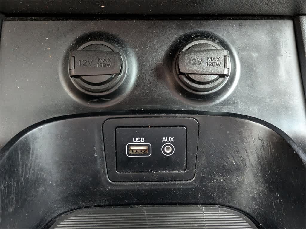 Thumbnail: 2017 Hyundai Santa Fe - 24