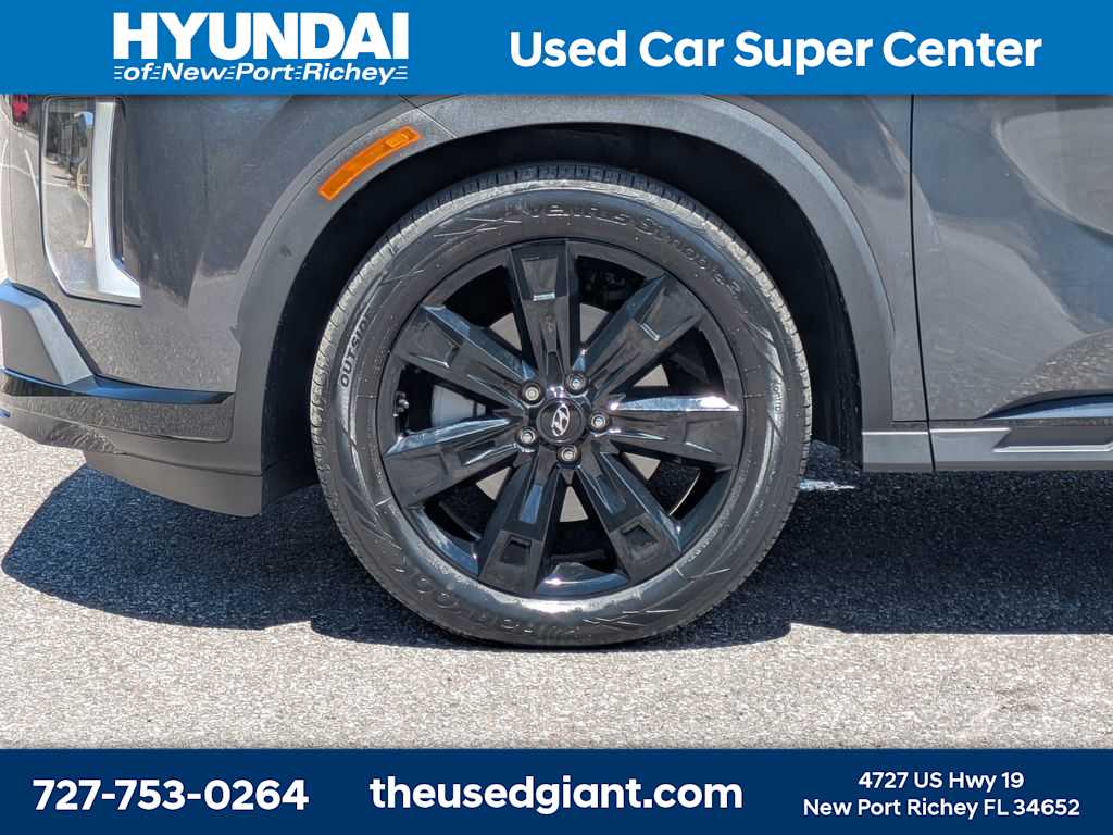 Thumbnail: 2024 Hyundai Palisade - 9
