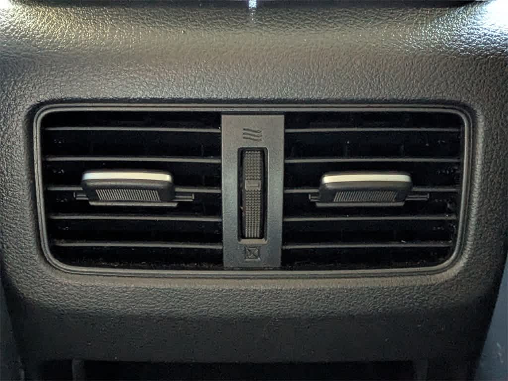 Thumbnail: 2021 Nissan Rogue - 15