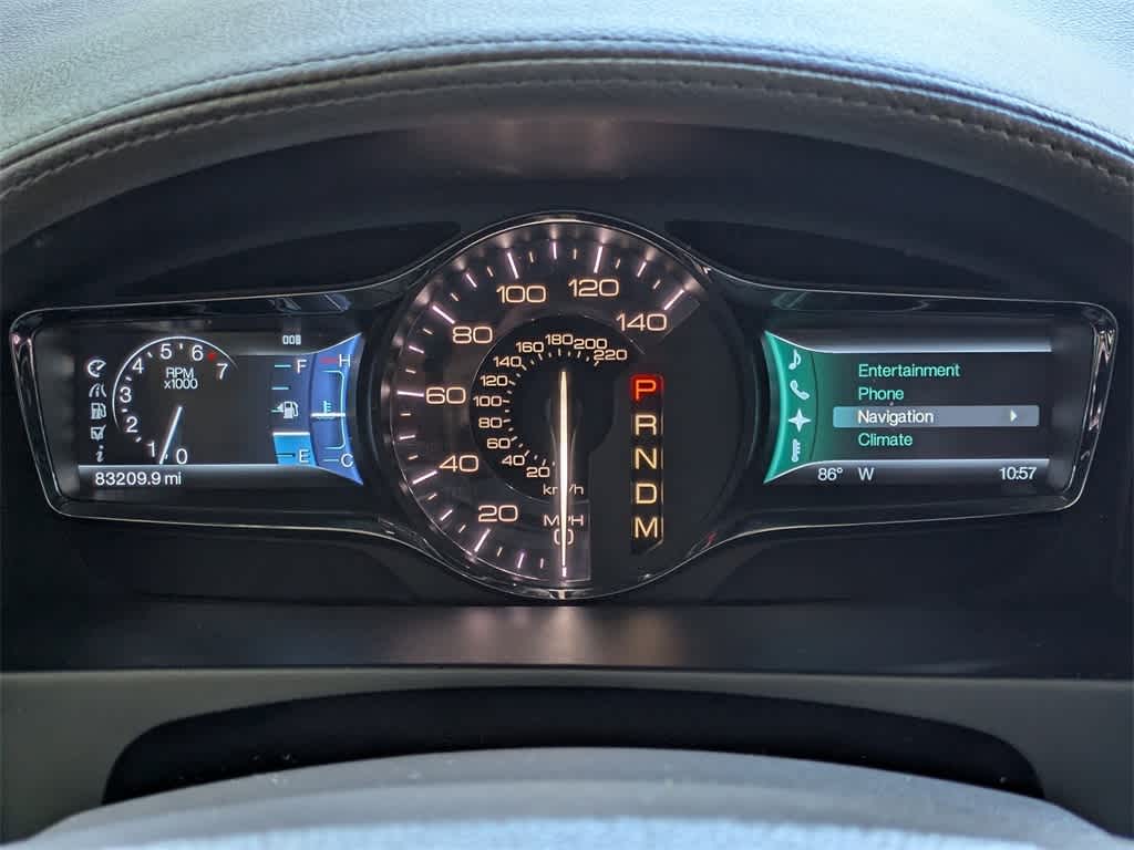 Thumbnail: 2011 Lincoln MKX - 38