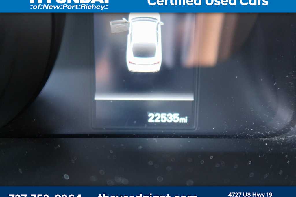 Thumbnail: 2023 Hyundai Elantra - 12