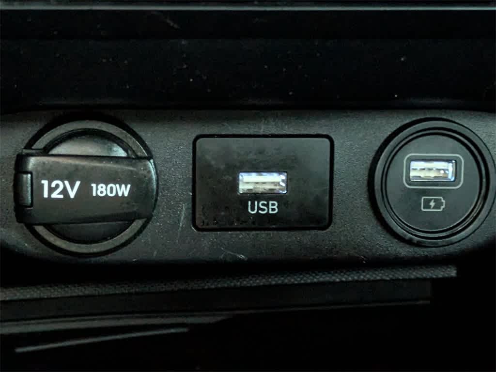 Thumbnail: 2023 Hyundai Elantra - 23