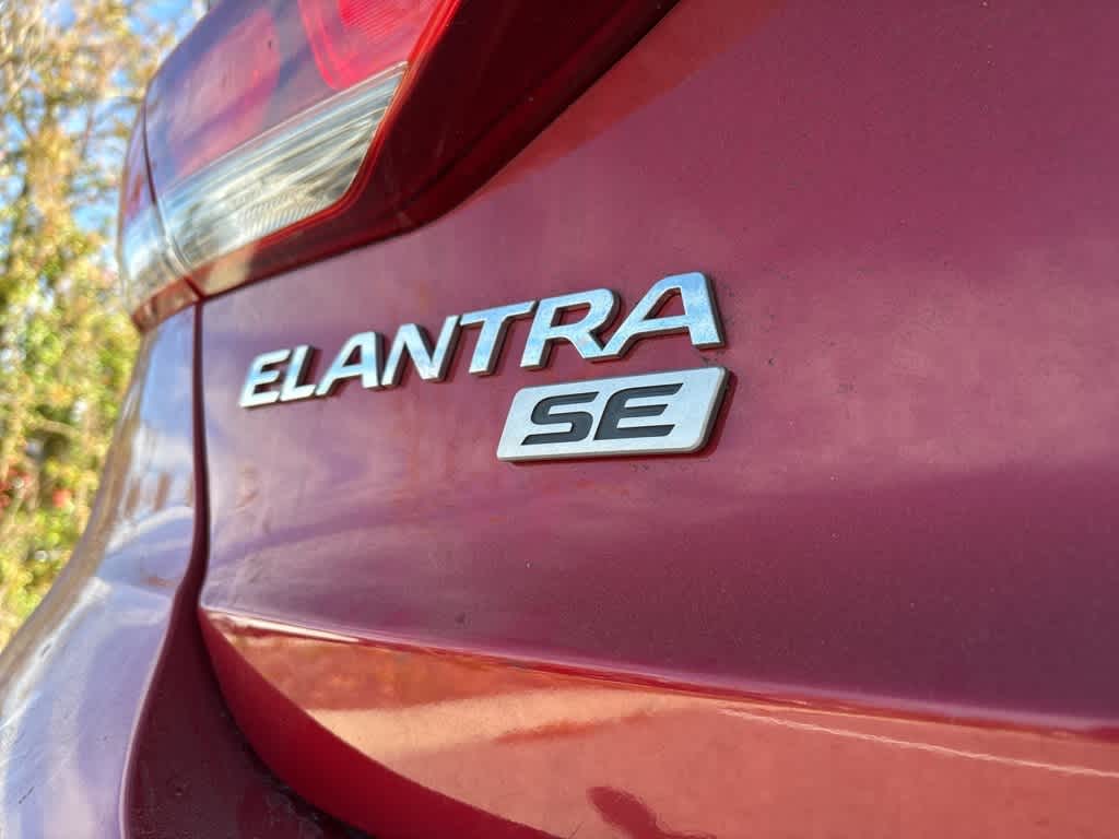 Thumbnail: 2018 Hyundai Elantra - 5