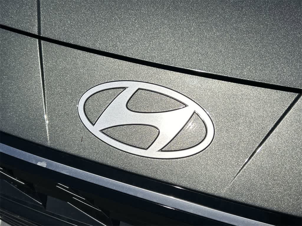 Thumbnail: 2025 Hyundai Elantra - 10