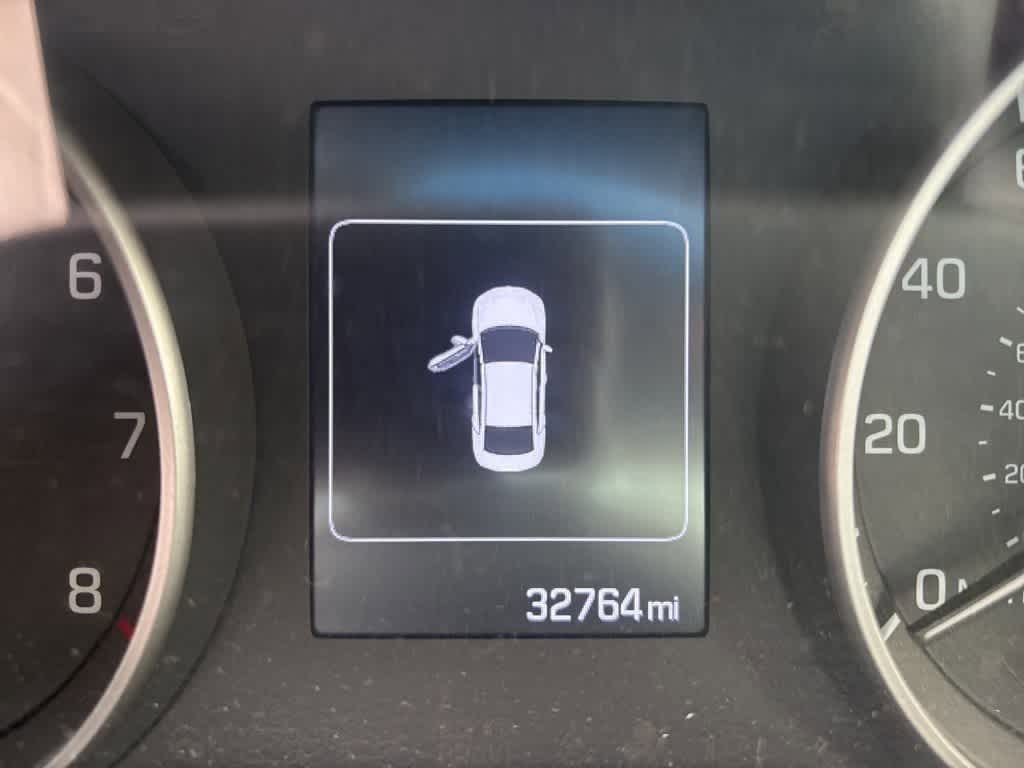 Thumbnail: 2018 Hyundai Elantra - 9