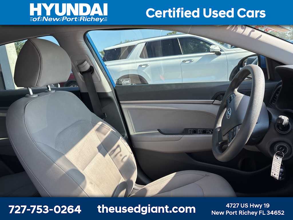 Thumbnail: 2017 Hyundai Elantra - 8
