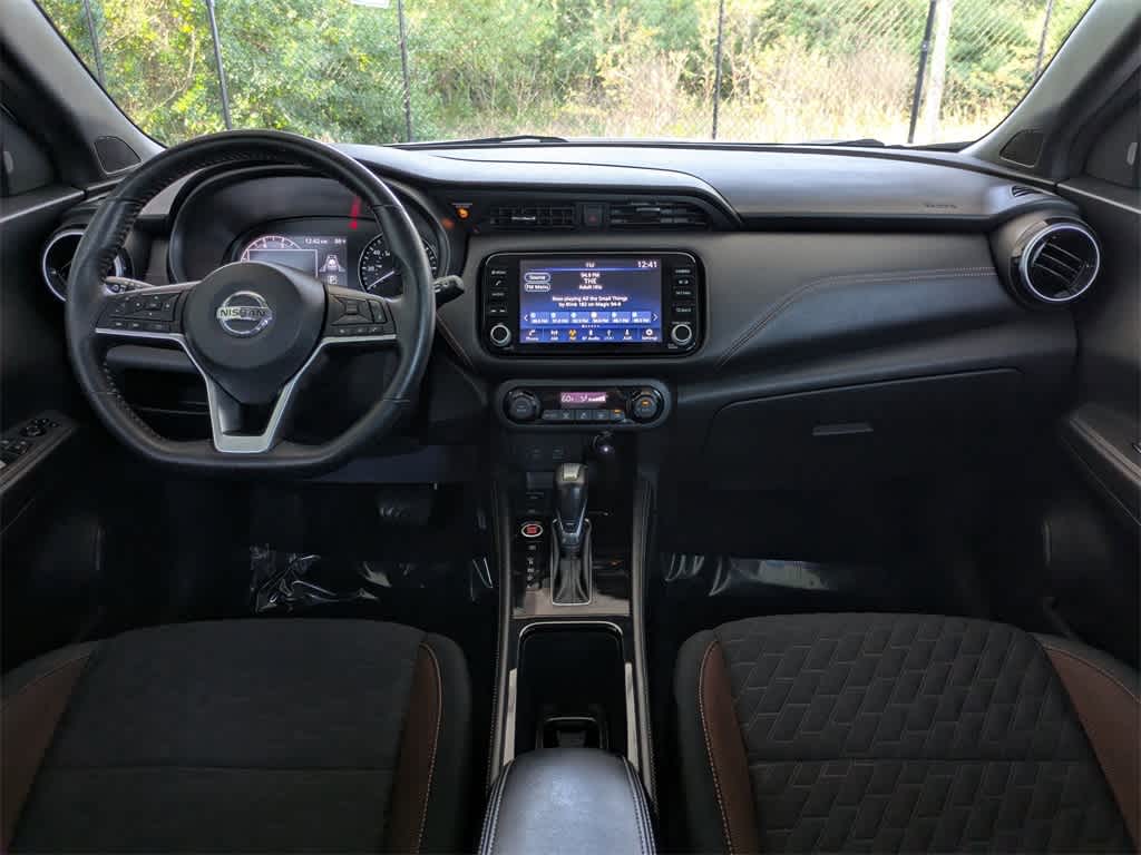 Thumbnail: 2021 Nissan Kicks - 16