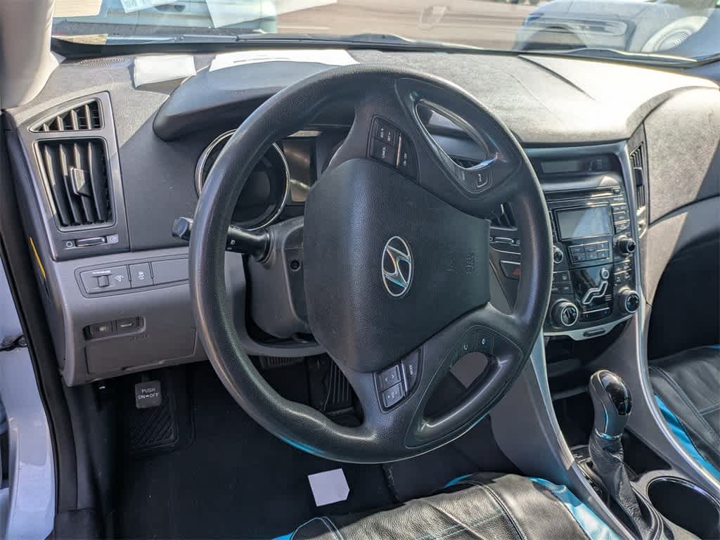 Thumbnail: 2012 Hyundai Sonata - 12