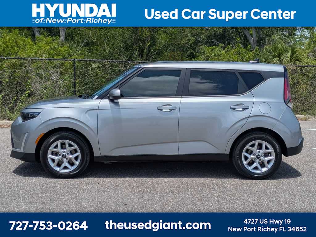 Thumbnail: 2023 Kia Soul - 2