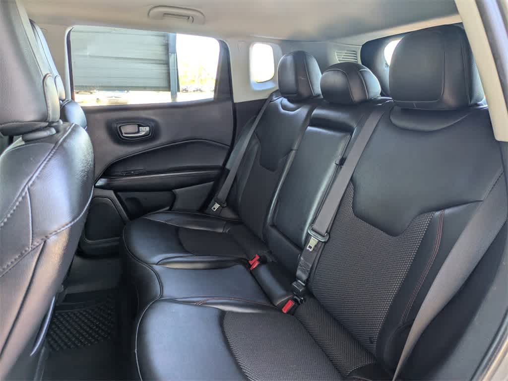 Thumbnail: 2021 Jeep Compass - 17