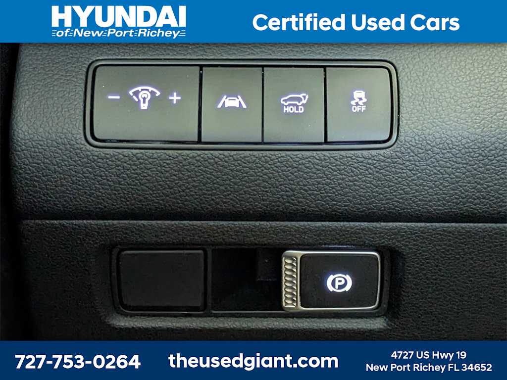 Thumbnail: 2023 Hyundai Santa Fe - 31