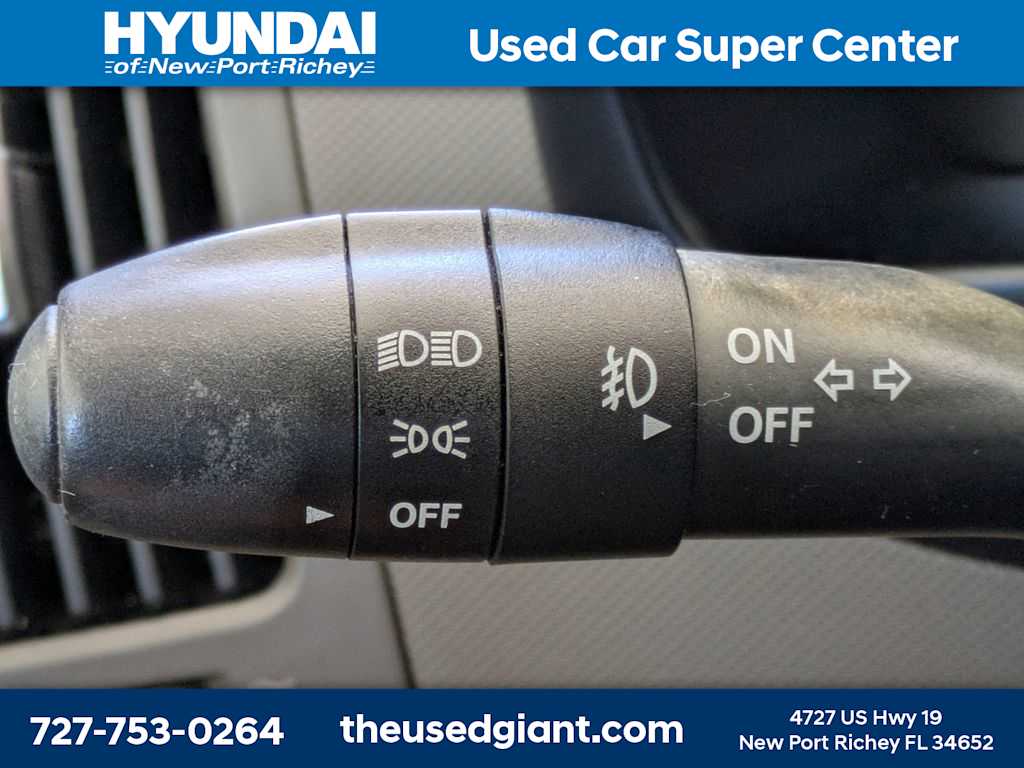 Thumbnail: 2009 Hyundai Elantra - 31