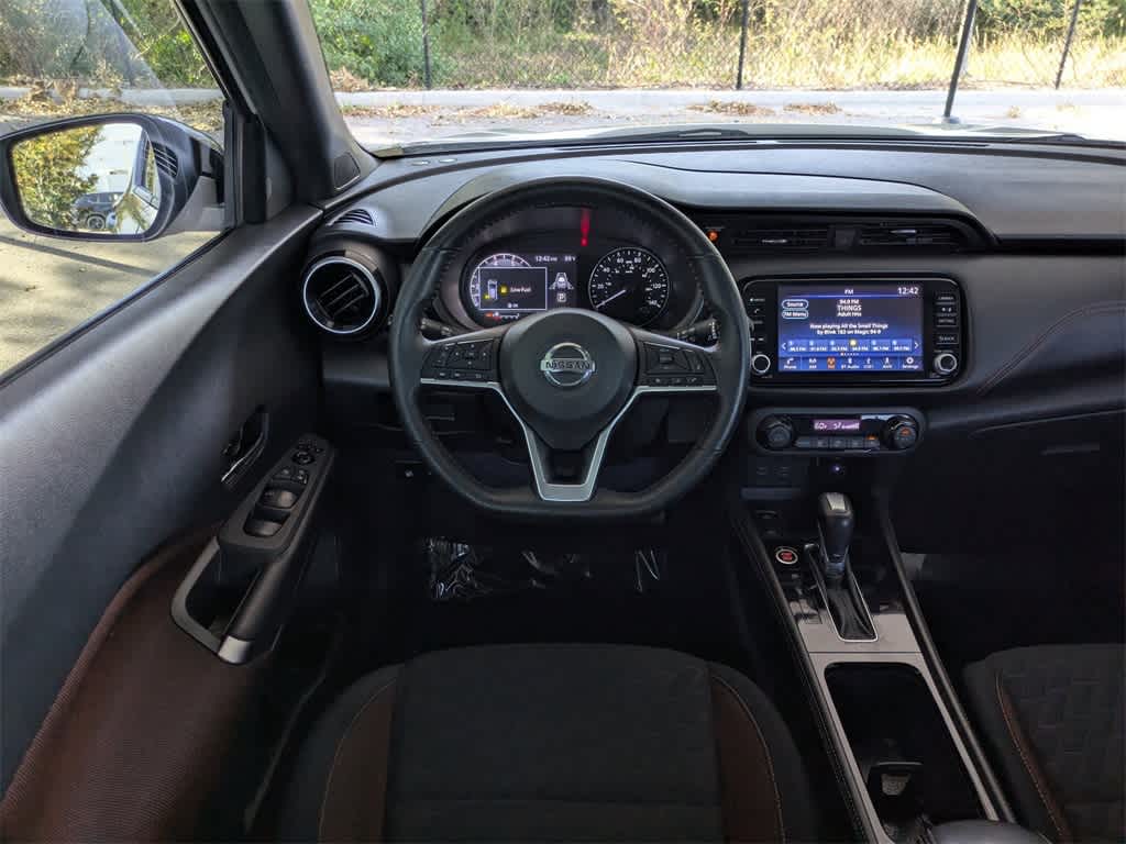 Thumbnail: 2021 Nissan Kicks - 17