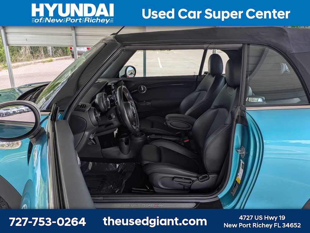 Thumbnail: 2020 MINI Cooper Convertible - 17