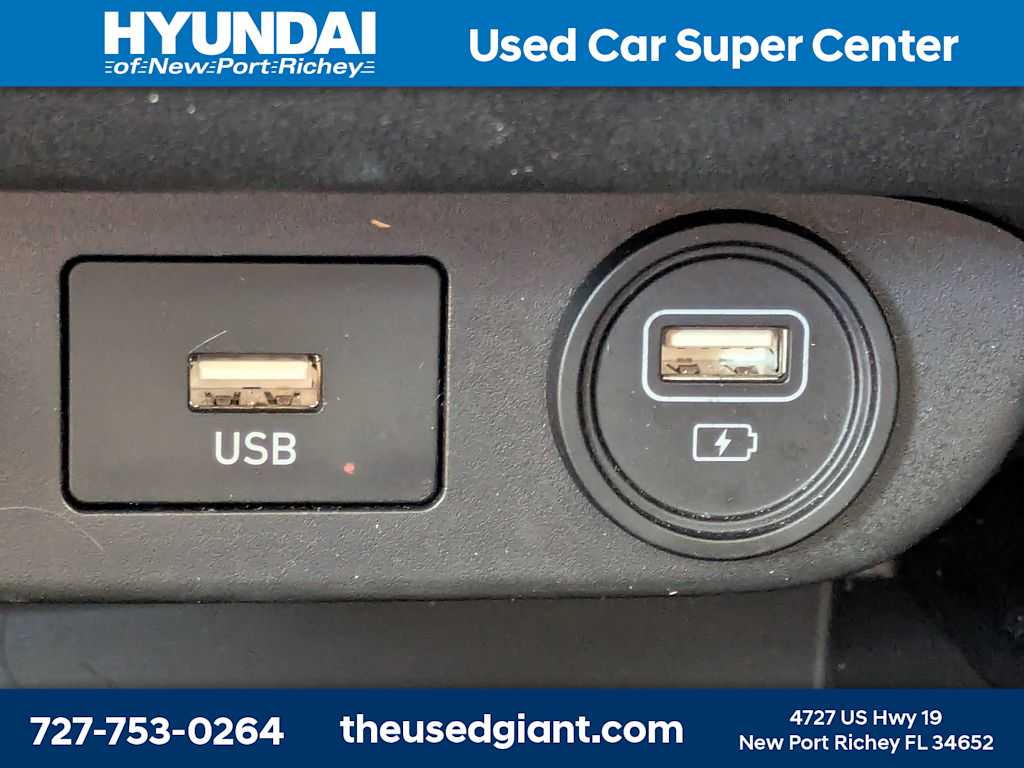 Thumbnail: 2023 Hyundai Elantra - 20