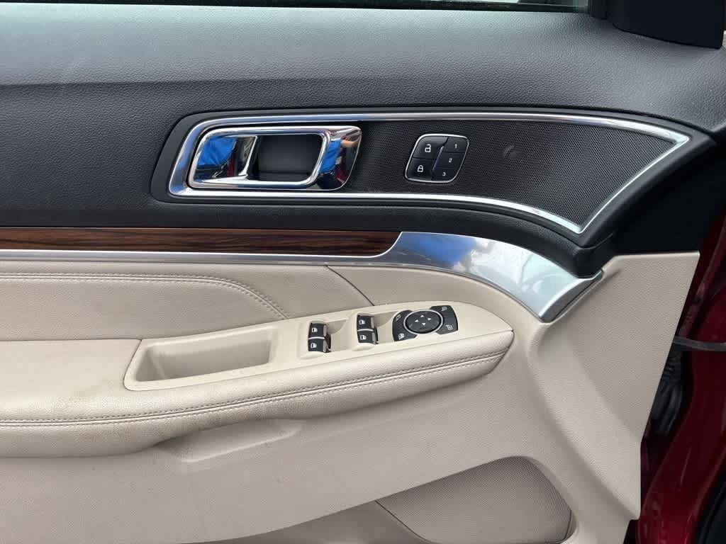 Thumbnail: 2019 Ford Explorer - 10