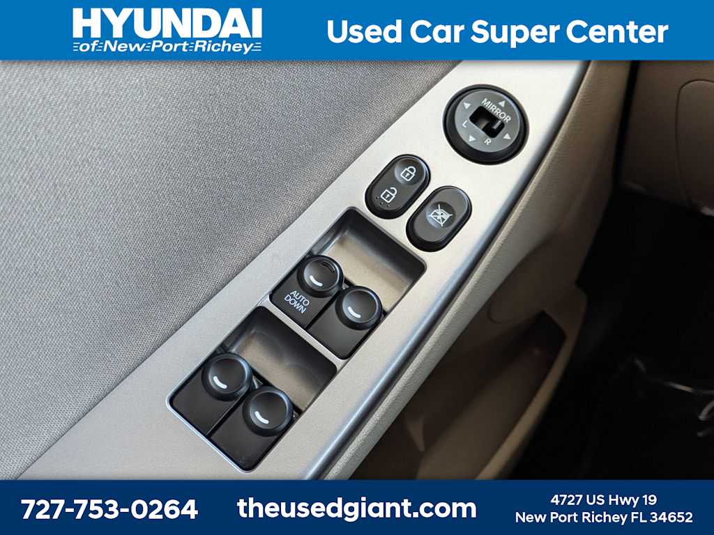 Thumbnail: 2016 Hyundai Accent - 23