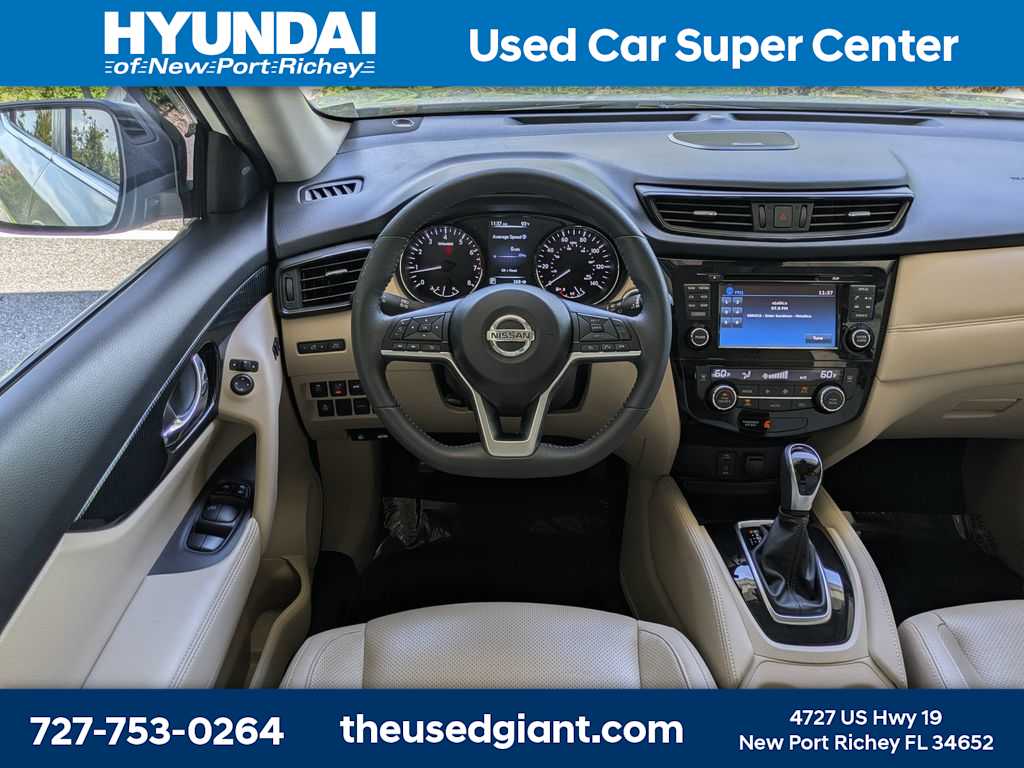 Thumbnail: 2017 Nissan Rogue - 19