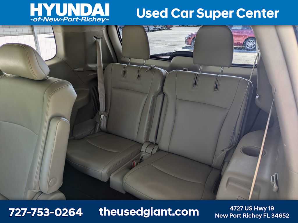 Thumbnail: 2011 Toyota Highlander - 16