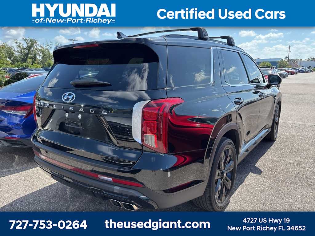 Thumbnail: 2023 Hyundai Palisade - 3