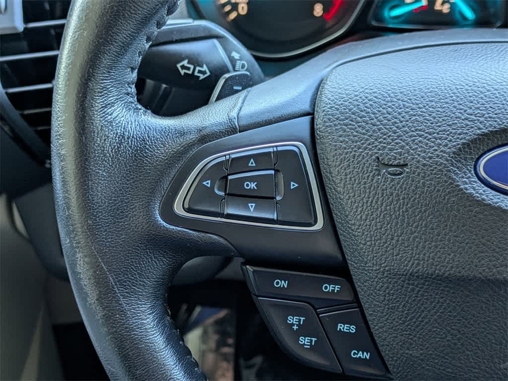 Thumbnail: 2017 Ford Escape - 33