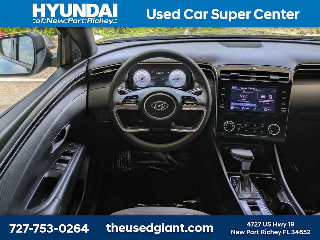 Thumbnail: 2023 Hyundai Santa Cruz - 16