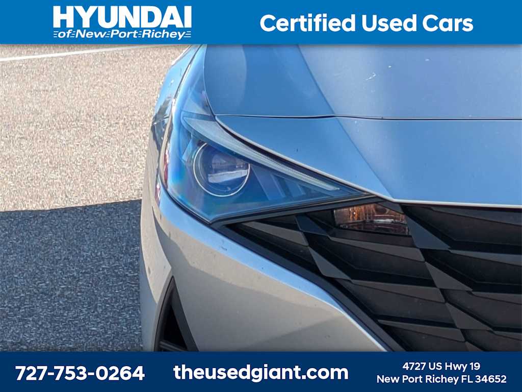 Thumbnail: 2021 Hyundai Elantra - 9