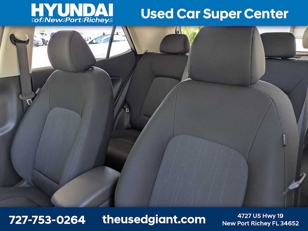 Thumbnail: 2023 Hyundai Venue - 7