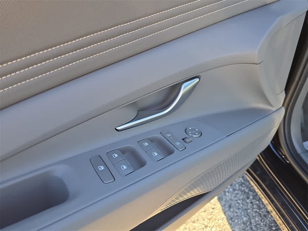 Thumbnail: 2026 Hyundai Elantra - 18