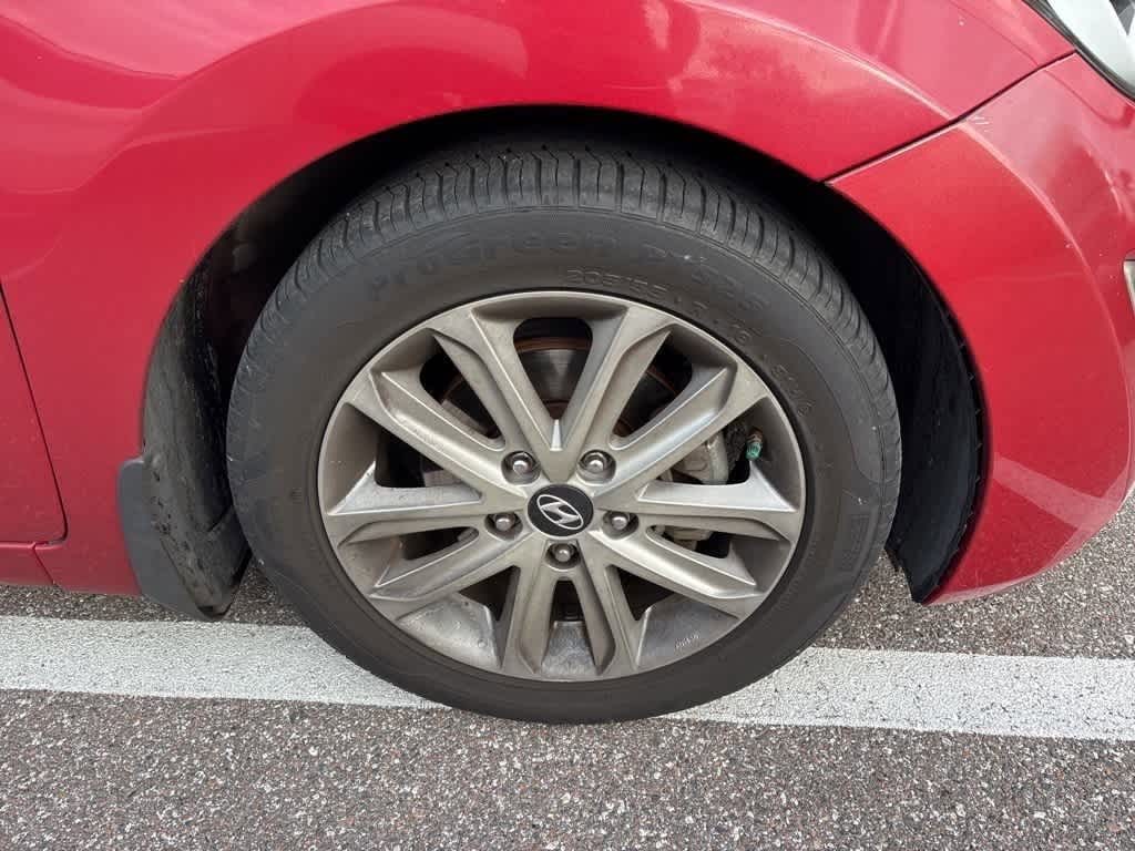 Thumbnail: 2015 Hyundai Elantra - 5