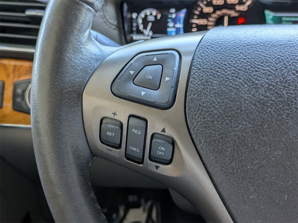 Thumbnail: 2011 Lincoln MKX - 35