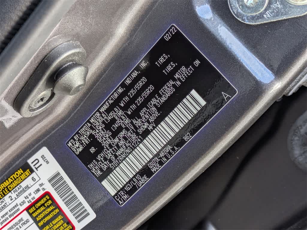 Thumbnail: 2022 Toyota Highlander - 45