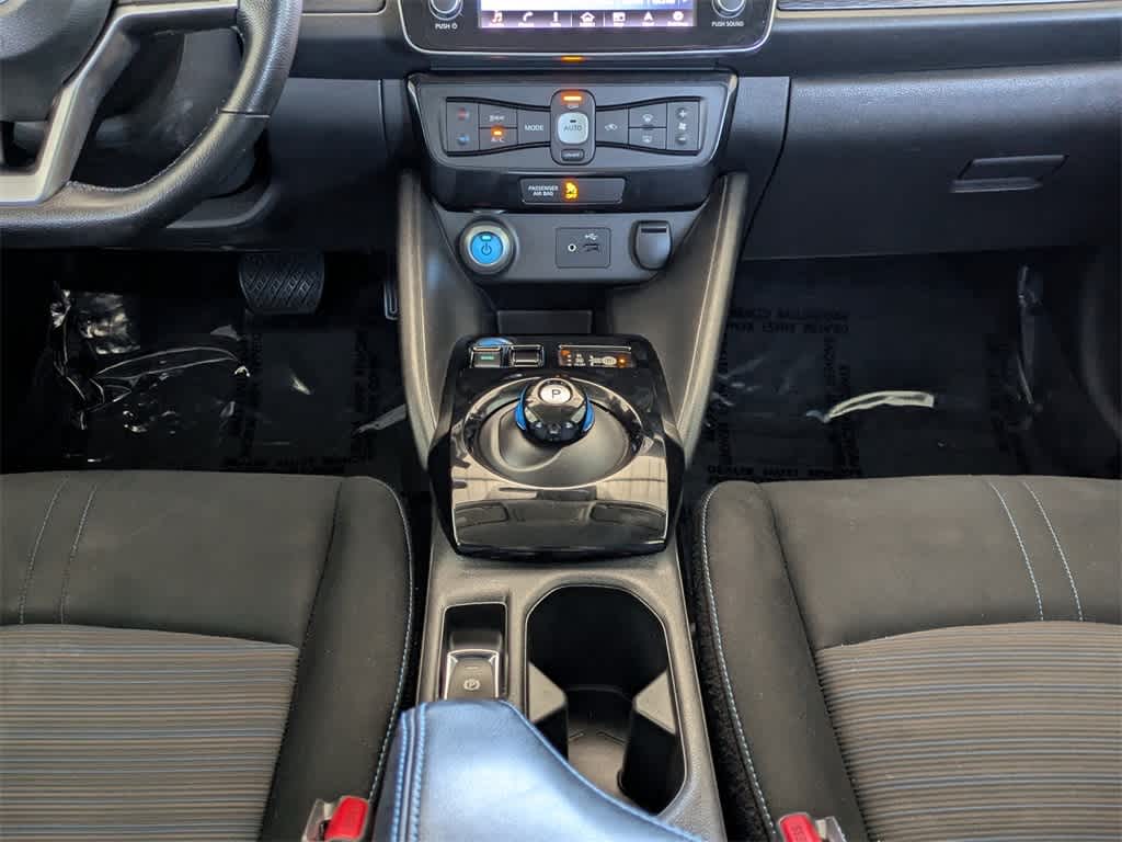 Thumbnail: 2018 Nissan Leaf - 21