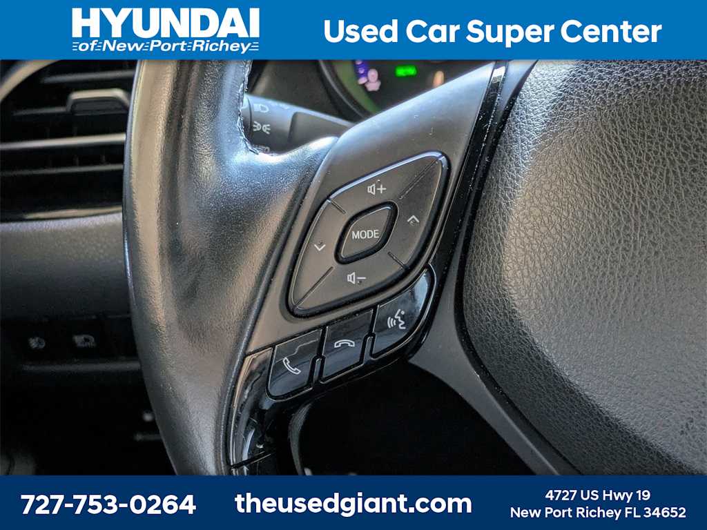 Thumbnail: 2018 Toyota C-HR - 28