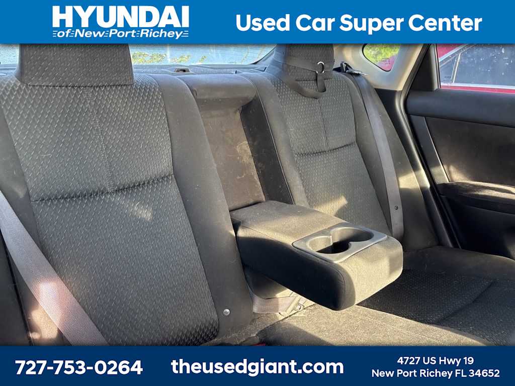 Thumbnail: 2015 Nissan Sentra - 9