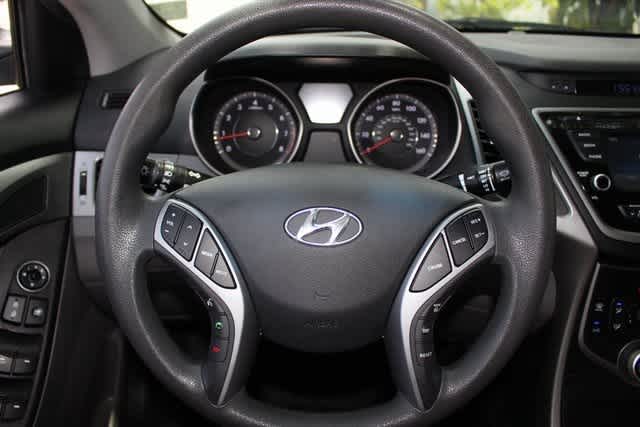 2015 Hyundai Elantra SE 18