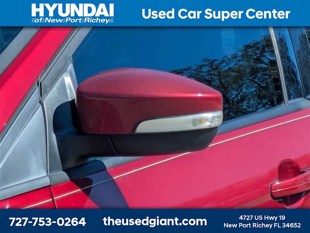 Thumbnail: 2016 Ford Focus - 9