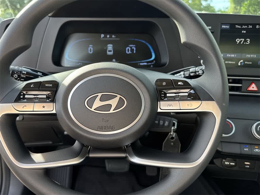 Thumbnail: 2025 Hyundai Elantra - 20