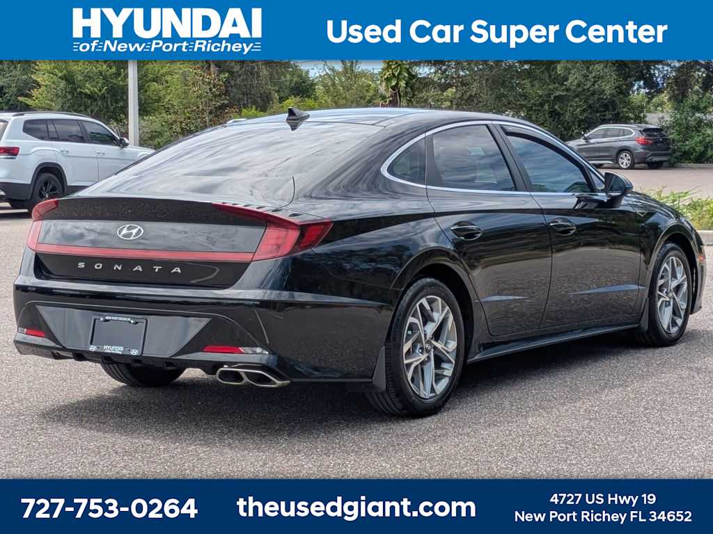 Thumbnail: 2023 Hyundai Sonata - 5