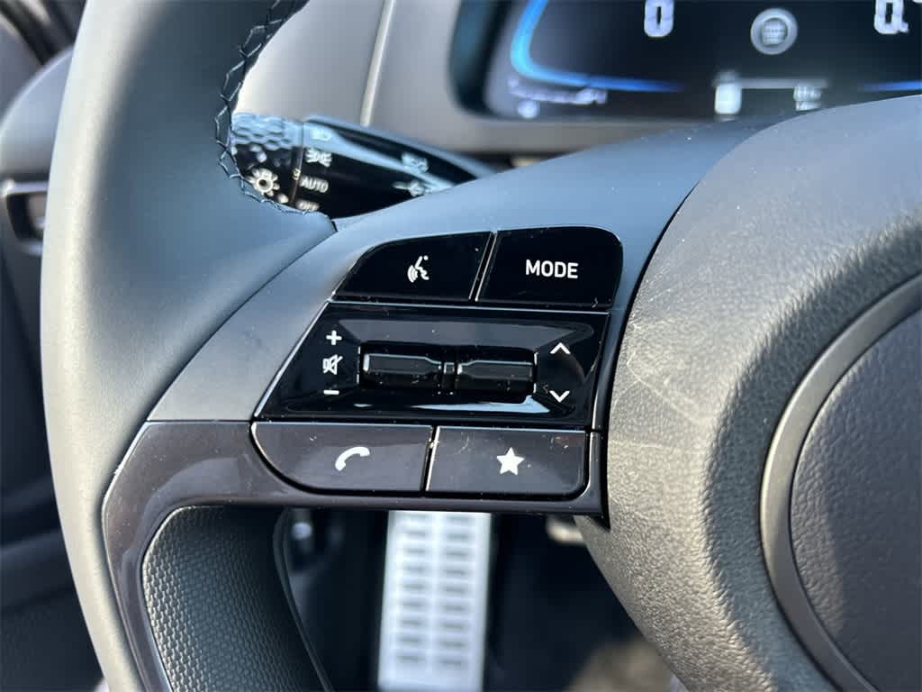 2025 Hyundai Elantra Sport 21